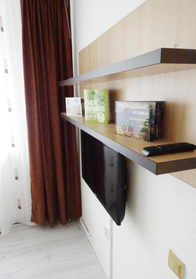 Smart Apartament Appartement Piatra Neamţ Buitenkant foto