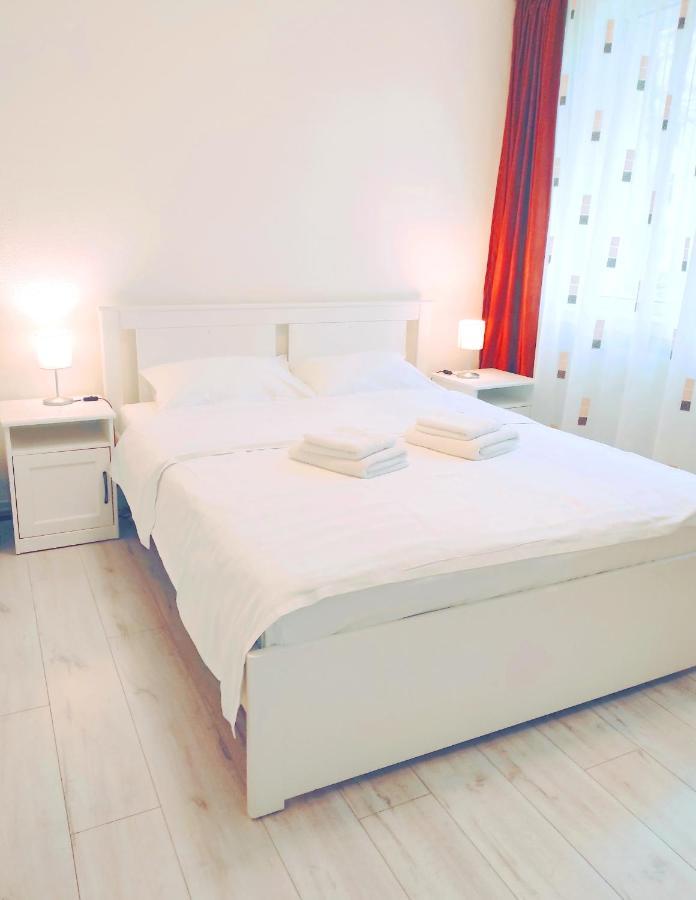 Smart Apartament Piatra Neamţ Buitenkant foto