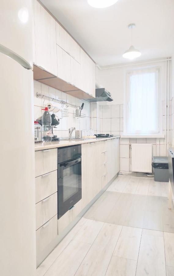 Smart Apartament Piatra Neamţ Buitenkant foto